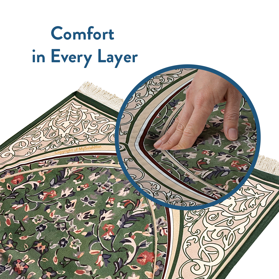 Adult Padded Prayer Mat with Madinah Arch Design by Urban Rugs UK