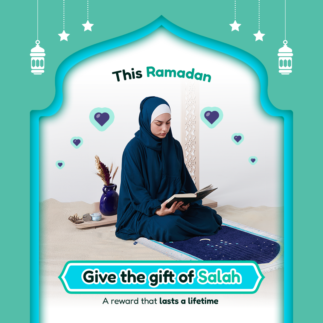 Adult Padded Prayer Mat with Blue Crescent Moon Design | Urban Rugs UK | A beautiful Ramadan and Eid gift for loved ones